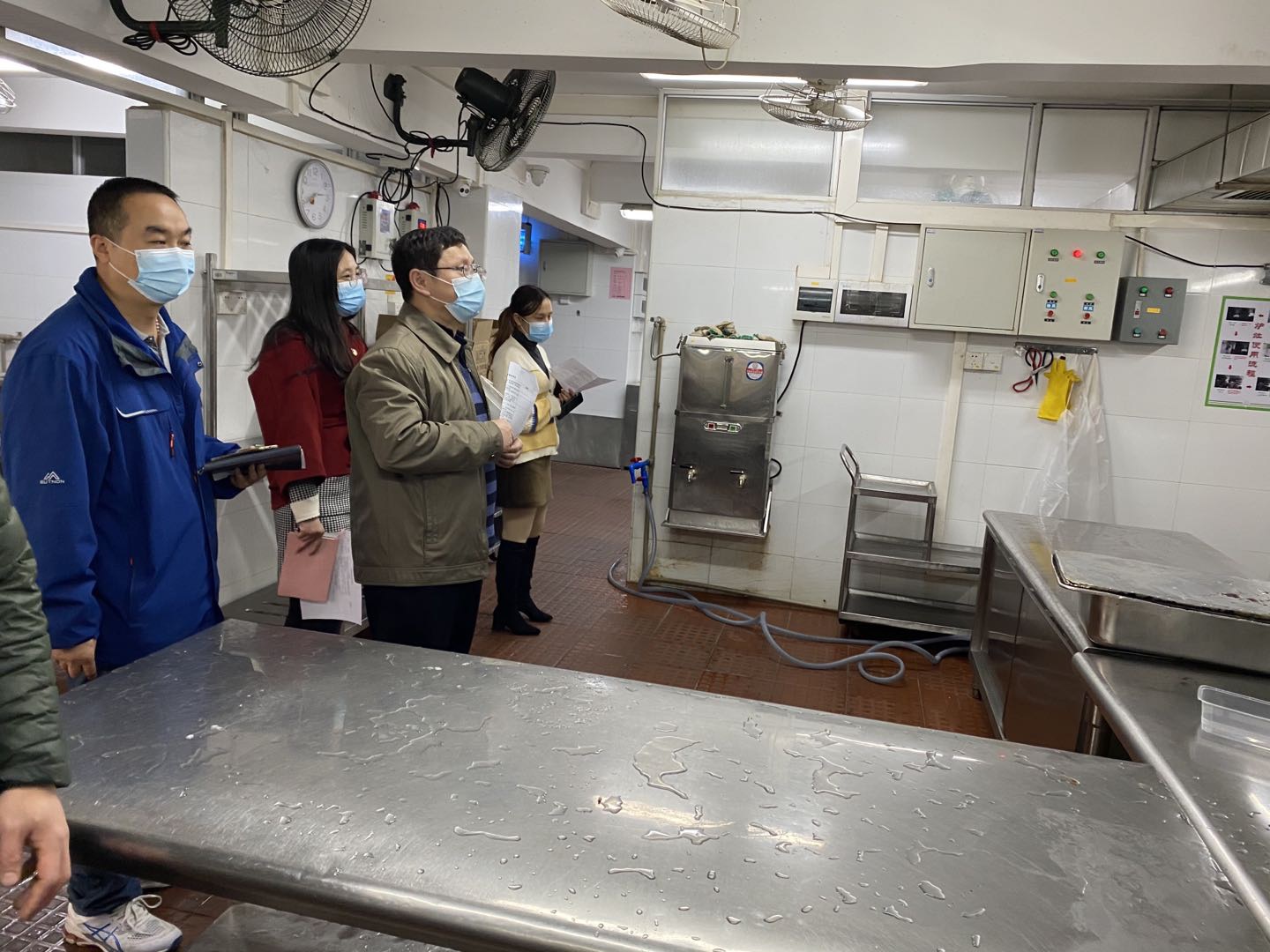 疫情防控做到位，监督查抄落实处 ----白云山Z6尊龙凯时公司发展疫情防控查抄工作