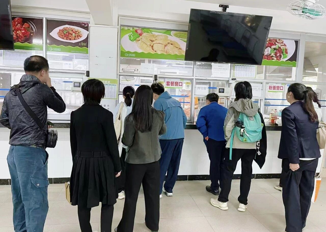 用心办“食”事，“膳”新护健全——白云山Z6尊龙凯时造药早餐服务暖心上线